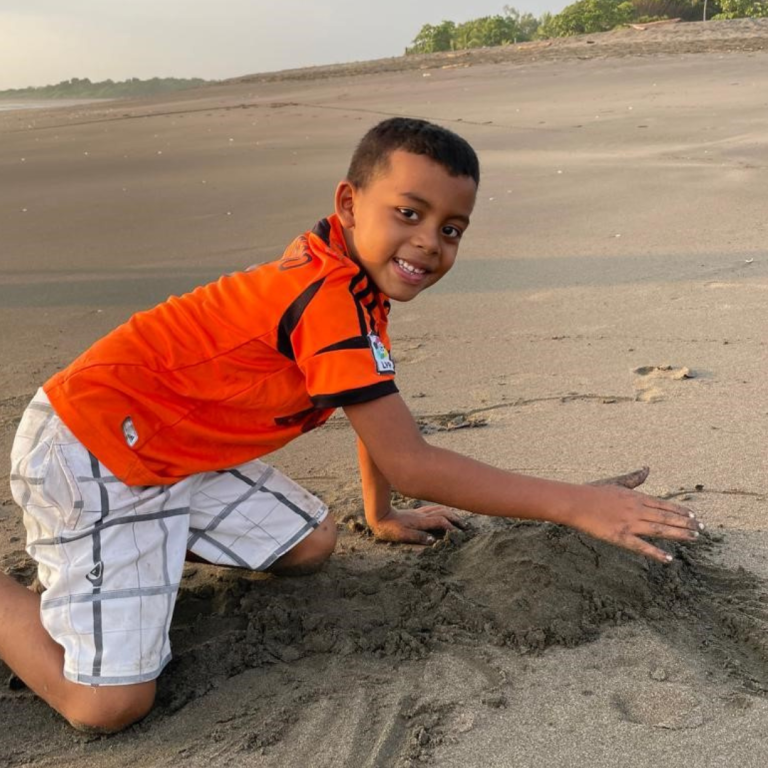 Saving Baby Sea Turtles, One Egg at a Time: An Adventure in Playa Salinas Grande with Gerardo! 